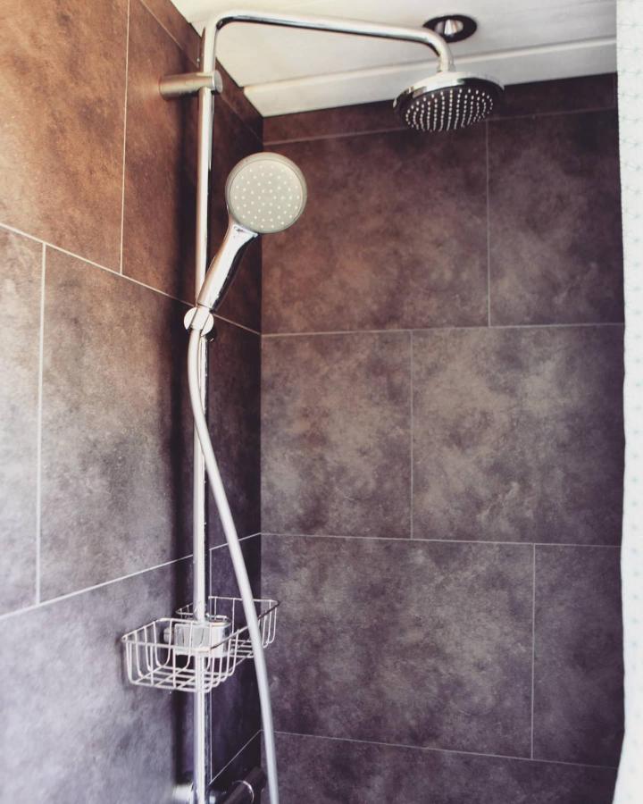 La Roulotte De L'Atelier Apartment Durbuy Exterior photo